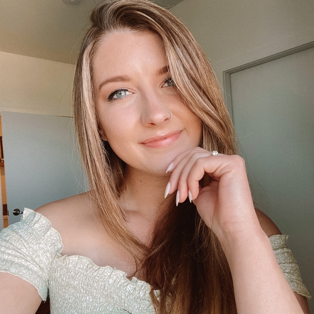 Meet your Posher, Lauren